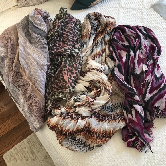 Accessories - Scarf bundle
